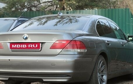 BMW 7 серия, 2005 год, 1 000 000 рублей, 3 фотография