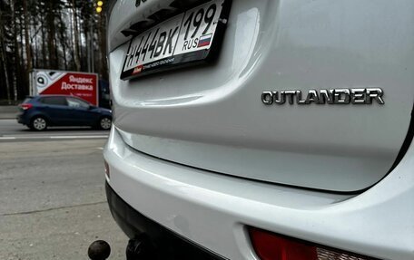 Mitsubishi Outlander III рестайлинг 3, 2013 год, 1 690 000 рублей, 20 фотография