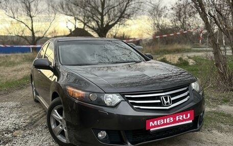 Honda Accord VIII рестайлинг, 2010 год, 1 500 000 рублей, 2 фотография