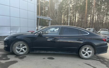 Hyundai Sonata VIII, 2019 год, 2 390 000 рублей, 3 фотография