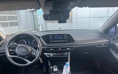 Hyundai Sonata VIII, 2019 год, 2 390 000 рублей, 23 фотография