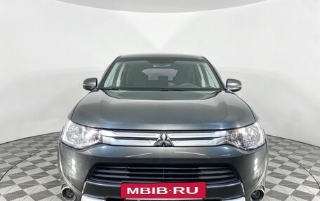 Mitsubishi Outlander III рестайлинг 3, 2014 год, 1 799 000 рублей, 2 фотография