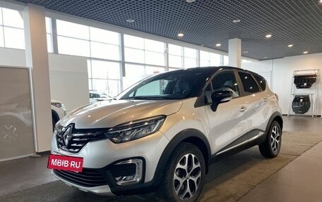 Renault Kaptur I рестайлинг, 2021 год, 2 200 000 рублей, 7 фотография