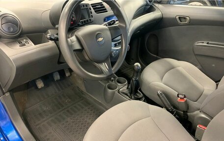 Chevrolet Spark III, 2011 год, 575 000 рублей, 9 фотография