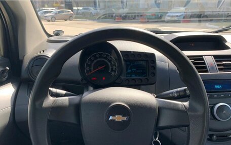Chevrolet Spark III, 2011 год, 575 000 рублей, 11 фотография