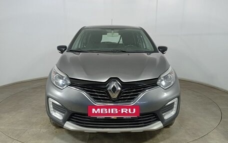 Renault Kaptur I рестайлинг, 2020 год, 1 630 000 рублей, 2 фотография