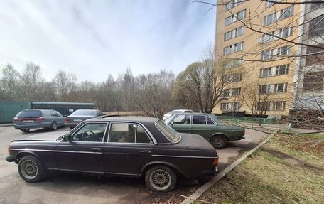 Mercedes-Benz W123, 1983 год, 140 000 рублей, 3 фотография