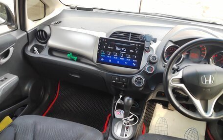 Honda Fit III, 2012 год, 920 000 рублей, 13 фотография
