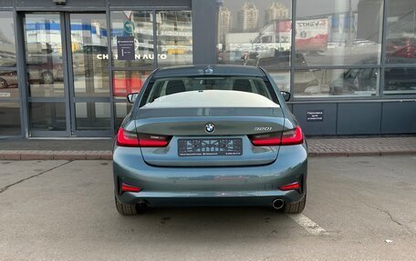 BMW 3 серия, 2019 год, 3 330 000 рублей, 6 фотография