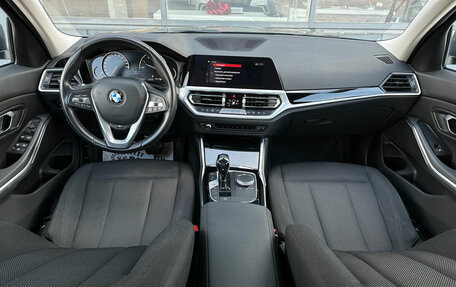 BMW 3 серия, 2019 год, 3 330 000 рублей, 13 фотография