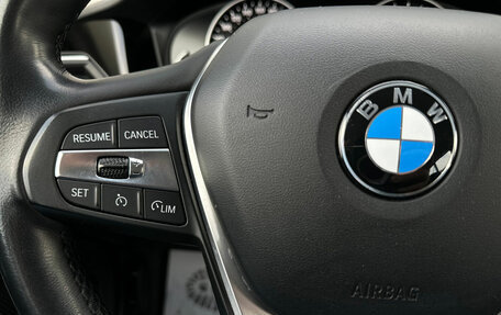BMW 3 серия, 2019 год, 3 330 000 рублей, 17 фотография