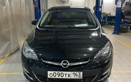 Opel Astra J, 2014 год, 1 169 000 рублей, 2 фотография