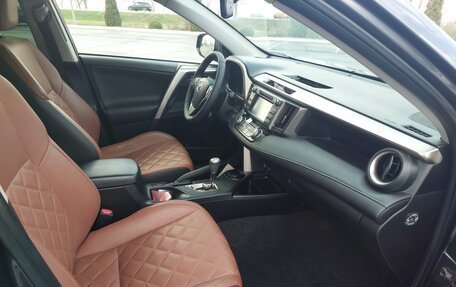 Toyota RAV4, 2014 год, 2 640 000 рублей, 8 фотография