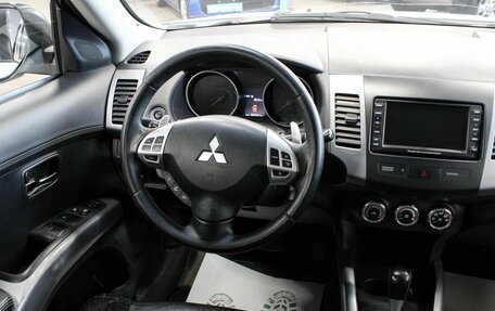 Mitsubishi Outlander III рестайлинг 3, 2012 год, 1 349 000 рублей, 8 фотография