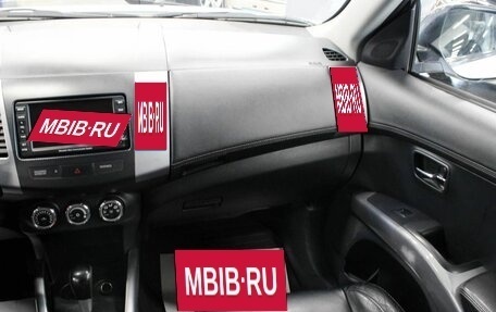 Mitsubishi Outlander III рестайлинг 3, 2012 год, 1 349 000 рублей, 10 фотография