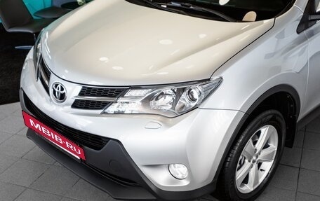 Toyota RAV4, 2013 год, 2 049 000 рублей, 11 фотография