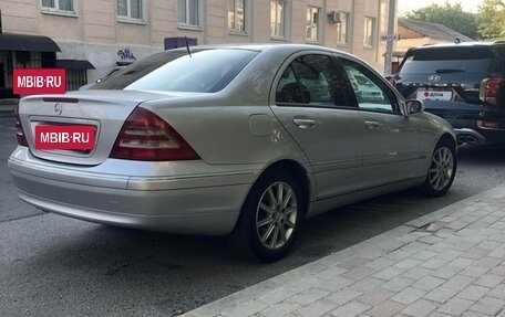 Mercedes-Benz C-Класс, 2003 год, 720 000 рублей, 3 фотография