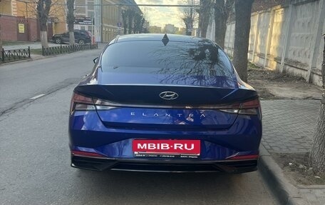 Hyundai Elantra, 2022 год, 2 850 000 рублей, 9 фотография