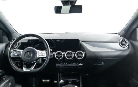 Mercedes-Benz GLA, 2021 год, 4 750 000 рублей, 13 фотография
