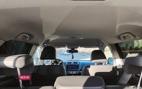 Subaru Outback IV рестайлинг, 2017 год, 2 570 000 рублей, 9 фотография