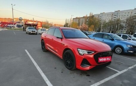 Audi e-tron Sportback I, 2020 год, 5 550 000 рублей, 16 фотография