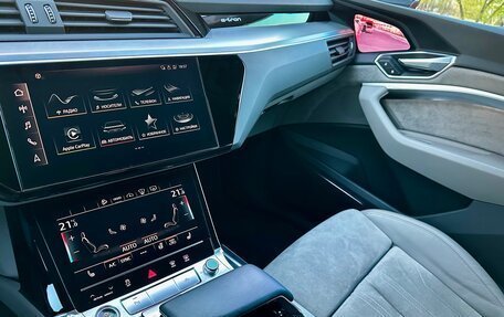 Audi e-tron Sportback I, 2020 год, 5 550 000 рублей, 29 фотография