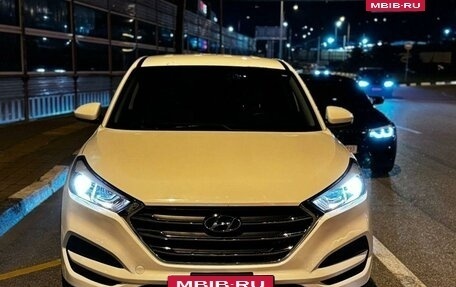 Hyundai Tucson III, 2017 год, 2 378 000 рублей, 2 фотография