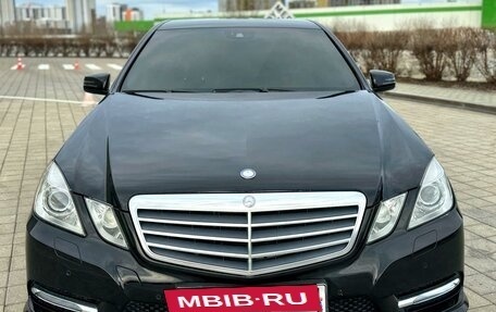 Mercedes-Benz E-Класс, 2012 год, 1 985 000 рублей, 8 фотография