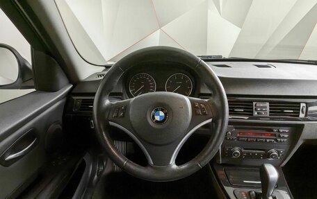BMW 3 серия, 2010 год, 1 129 000 рублей, 15 фотография