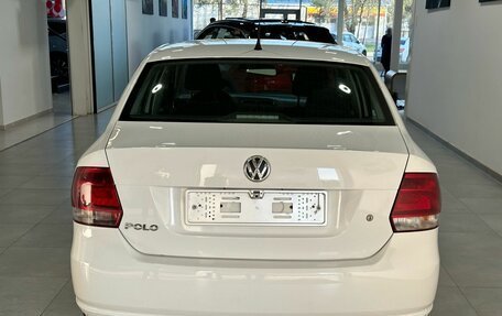 Volkswagen Polo VI (EU Market), 2011 год, 999 900 рублей, 5 фотография