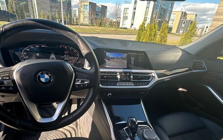 BMW 3 серия, 2019 год, 4 300 000 рублей, 15 фотография