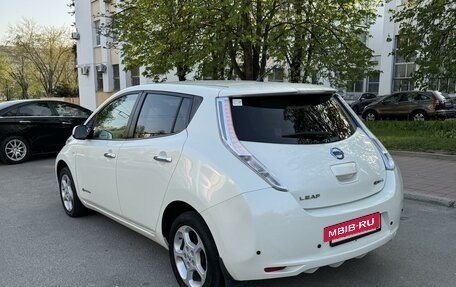 Nissan Leaf I, 2011 год, 1 050 000 рублей, 5 фотография