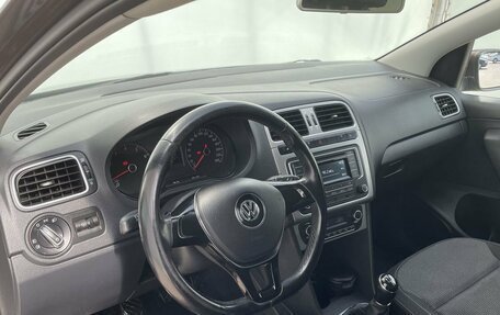 Volkswagen Polo VI (EU Market), 2016 год, 1 350 000 рублей, 15 фотография