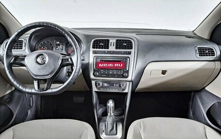 Volkswagen Polo VI (EU Market), 2017 год, 1 722 700 рублей, 14 фотография
