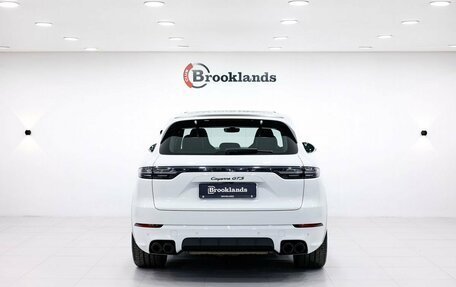 Porsche Cayenne III, 2022 год, 15 490 000 рублей, 5 фотография