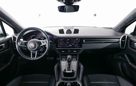 Porsche Cayenne III, 2022 год, 15 490 000 рублей, 12 фотография