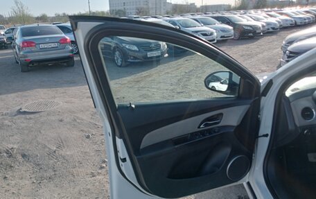 Chevrolet Cruze II, 2013 год, 990 000 рублей, 14 фотография