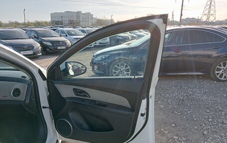 Chevrolet Cruze II, 2013 год, 990 000 рублей, 16 фотография