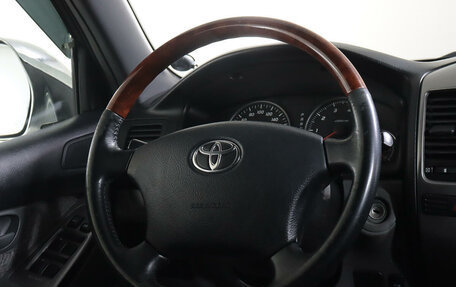 Toyota Land Cruiser Prado 120 рестайлинг, 2007 год, 1 928 000 рублей, 17 фотография