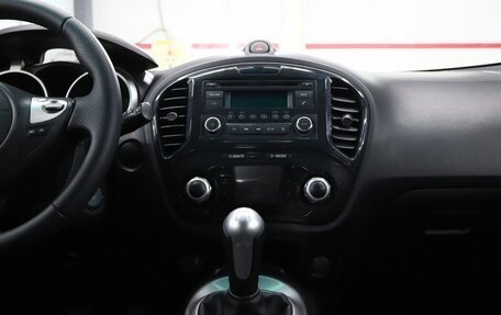 Nissan Juke II, 2011 год, 1 030 000 рублей, 20 фотография