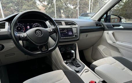 Volkswagen Tiguan II, 2017 год, 2 750 000 рублей, 15 фотография