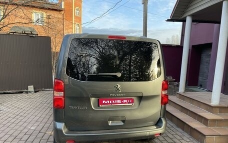 Peugeot Traveller I, 2018 год, 2 920 000 рублей, 5 фотография