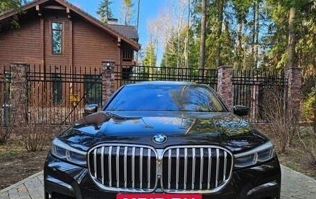 BMW 7 серия, 2021 год, 7 950 000 рублей, 2 фотография