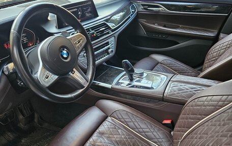 BMW 7 серия, 2021 год, 7 950 000 рублей, 12 фотография
