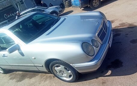Mercedes-Benz E-Класс, 1998 год, 600 000 рублей, 16 фотография