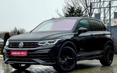 Volkswagen Tiguan II, 2021 год, 4 749 000 рублей, 1 фотография