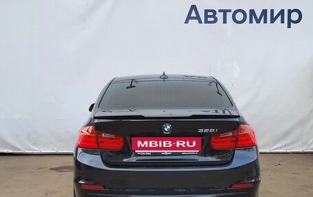 BMW 3 серия, 2012 год, 1 755 000 рублей, 6 фотография