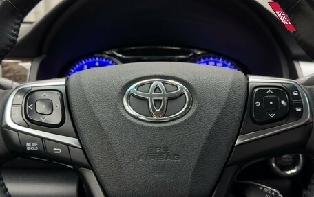 Toyota Camry, 2017 год, 2 690 000 рублей, 10 фотография