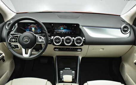 Mercedes-Benz GLA, 2021 год, 4 999 000 рублей, 10 фотография