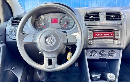Volkswagen Polo VI (EU Market), 2011 год, 980 000 рублей, 17 фотография